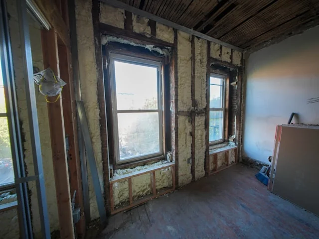 Korek ścienny a izolacja termiczna – co warto wiedzieć