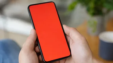 Jedno kliknięcie wystarczy? Tak internet wykorzystuje nasze emocje