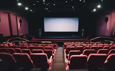 „Kobiety jak kwiaty” - Stanisława Jasiczek rozkręca w Koninie kolorowy świat