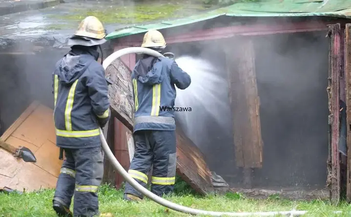 Pięć pań w centrum uroczystości - Dzień Służby Cywilnej w PSP Konin