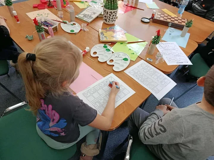 Ferie z detektywem Pozytywką - młodzi śledczy w Filii "Chorzeń