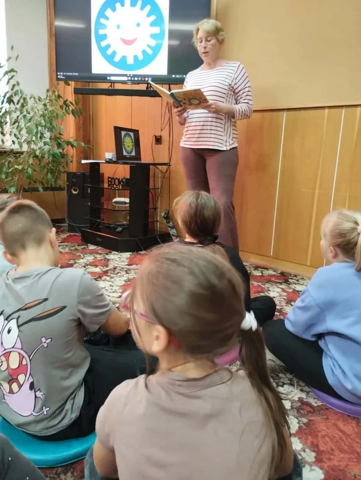 Order Uśmiechu i cytrynowy test. Drugoklasiści sprawdzili swoje miny