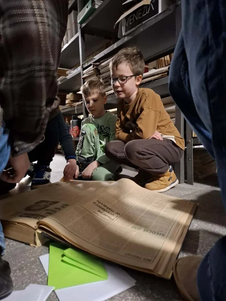 Biblioteka zamieniła się w laboratorium śledztwa - Escape Room z archiwalną tajemnicą