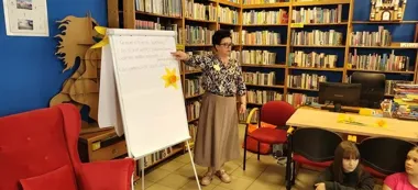 Żonkile, pamięć i lekcja historii w konińskiej bibliotece