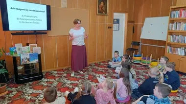 Pierwszaki z Konina rozkładały polskie symbole na czynniki pierwsze