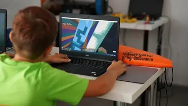 Młodzi gracze zamienili ekrany na kod. Bezpłatne warsztaty wrócą zimą