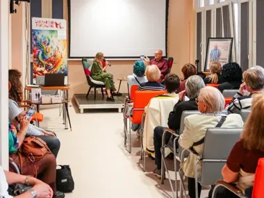 Dariusz Dopierała wrócił do Konina z pierwszą książką „Aurą”