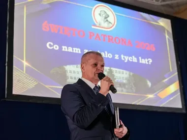 W „Koperasie” pamięć i nagrody – Dzień Patrona w szkole Kopernika