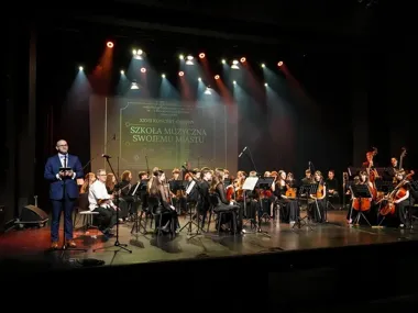 Muzyka znów połączyła Konin. Uczniowie dali koncert pełen wdzięczności