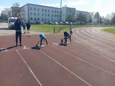 SP 3 zgarnia podwójny awans. Lekkoatletyka w Koninie nie zawiodła